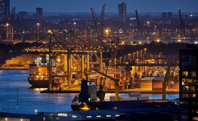 Rotterdam tops ranking of port carbon polluters